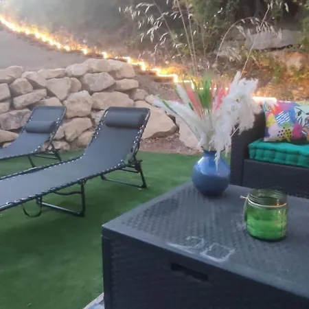 Romantique, Son Jacuzzi Privatif, Piscine شقة